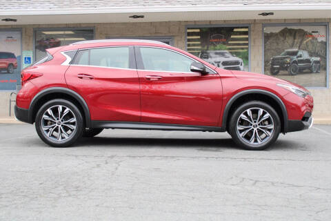 2017 Infiniti QX30 Premium
