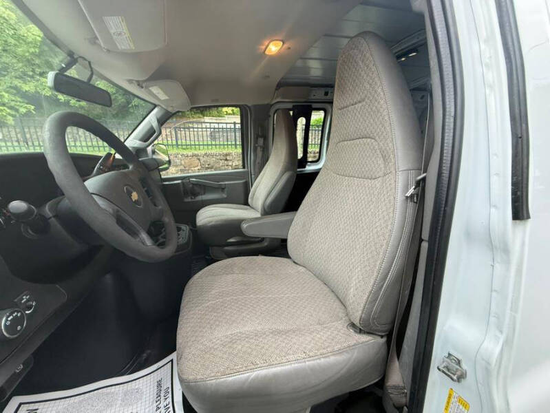 2018 Chevrolet Express 2500