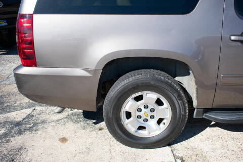 2012 Chevrolet Suburban LS