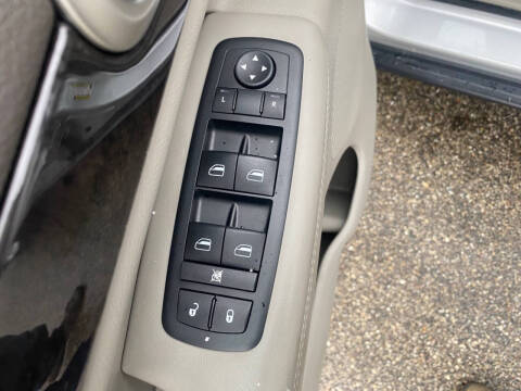 2011 Jeep Grand Cherokee Laredo