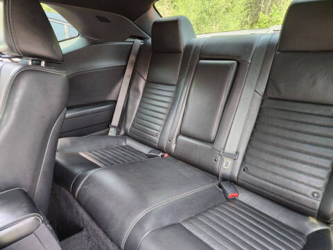 2012 Dodge Challenger SXT