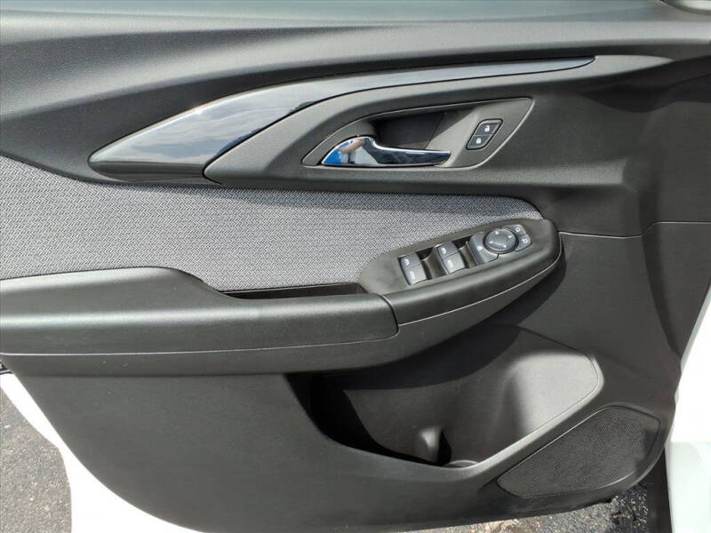 2023 Chevrolet TrailBlazer LS