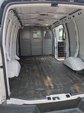 2022 Chevrolet Express 2500