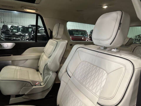 2023 Lincoln Navigator L Black Label