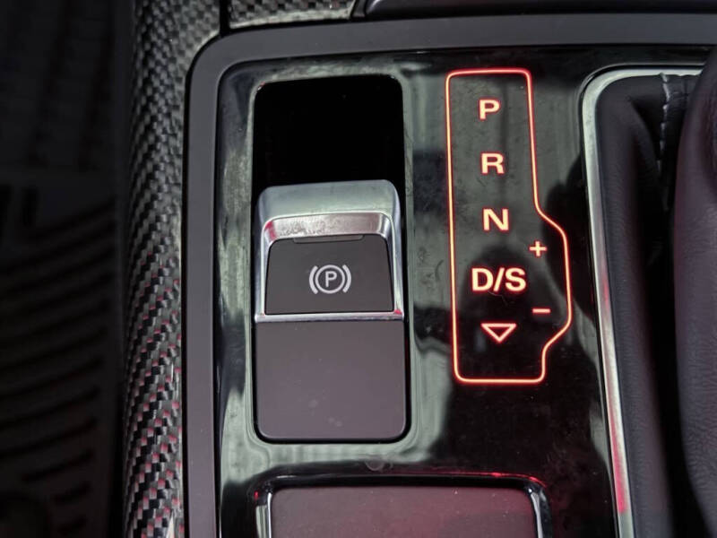 2015 Audi RS 7 4.0T quattro Prestige