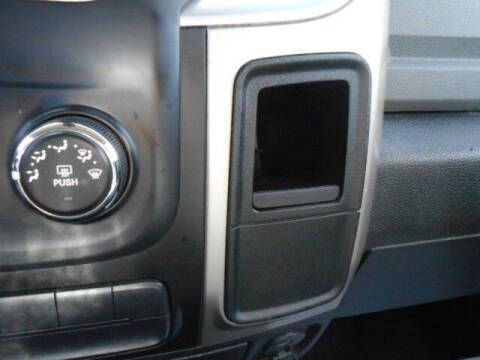 2015 RAM 1500 SLT