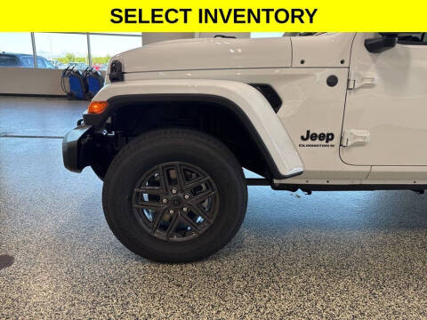 2025 Jeep Gladiator Sport