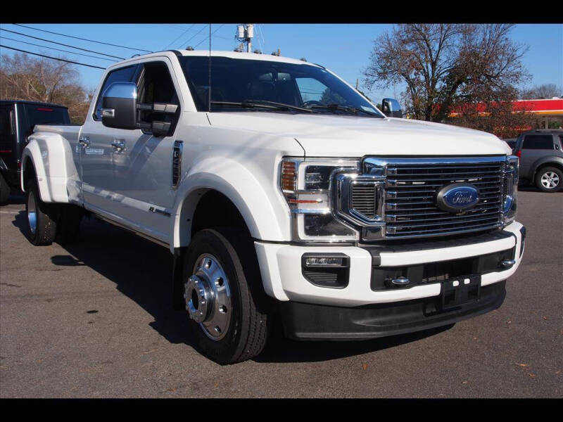 2022 Ford F-450 Super Duty Platinum