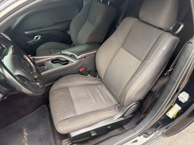 2018 Dodge Challenger SXT