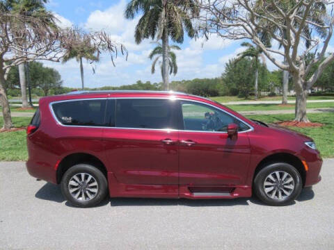 2021 Chrysler Pacifica Touring L