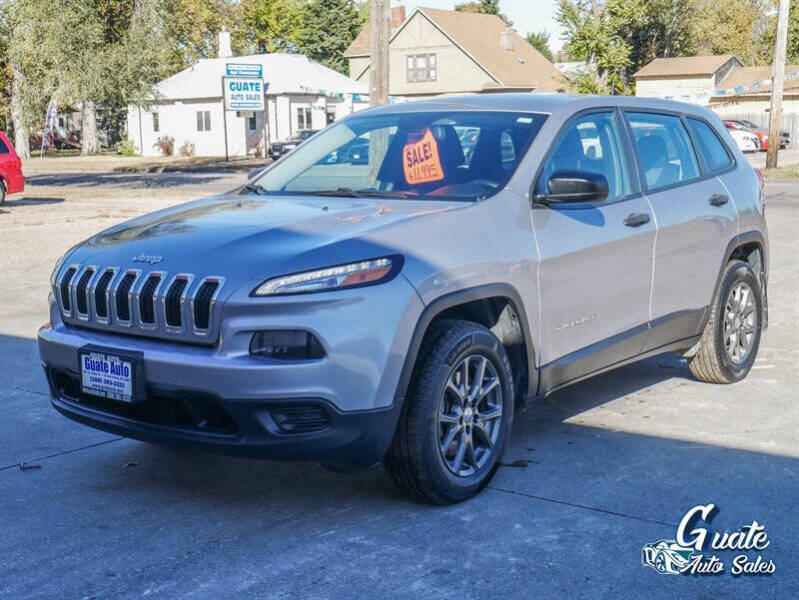 2017 Jeep Cherokee Sport