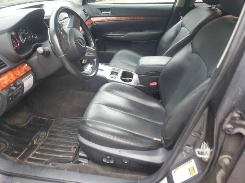 2011 Subaru Outback 2.5i Limited