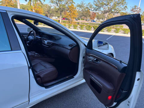 2011 Mercedes-Benz S-Class S 550