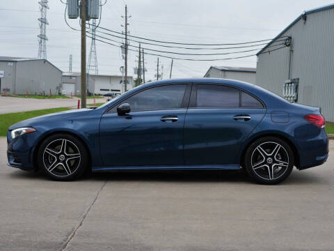 2019 Mercedes-Benz A-Class A 220