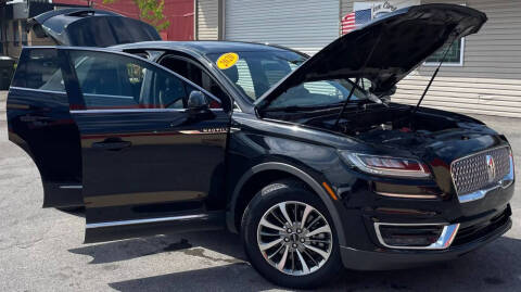 2019 Lincoln Nautilus Select