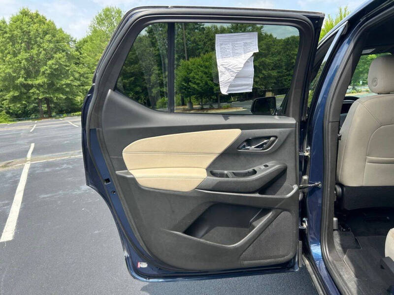 2023 Chevrolet Traverse LS