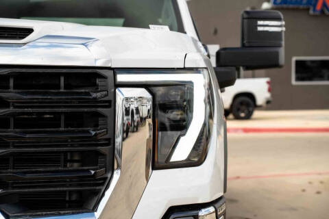 2025 GMC Sierra 2500HD Pro