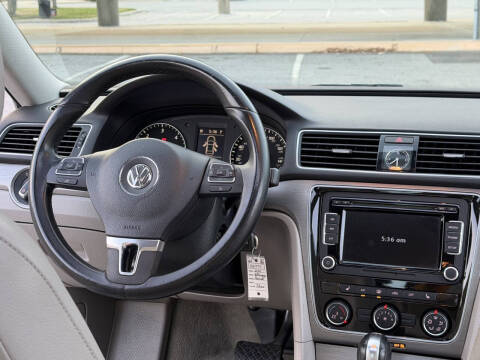2014 Volkswagen Passat 2.0L TDI SE
