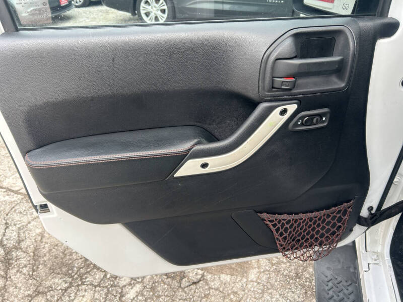 2012 Jeep Wrangler Sahara