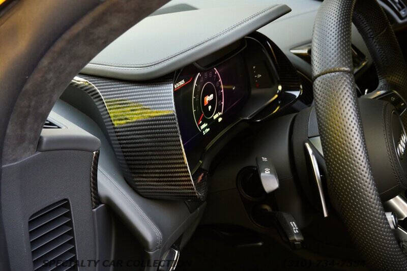 2022 Audi R8 5.2 V10 performance