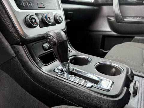 2016 GMC Acadia SLE-2
