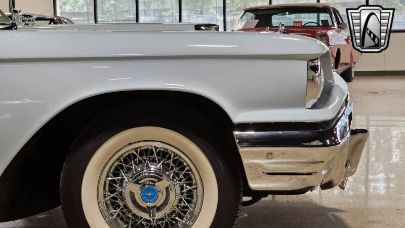 1960 Ford Thunderbird