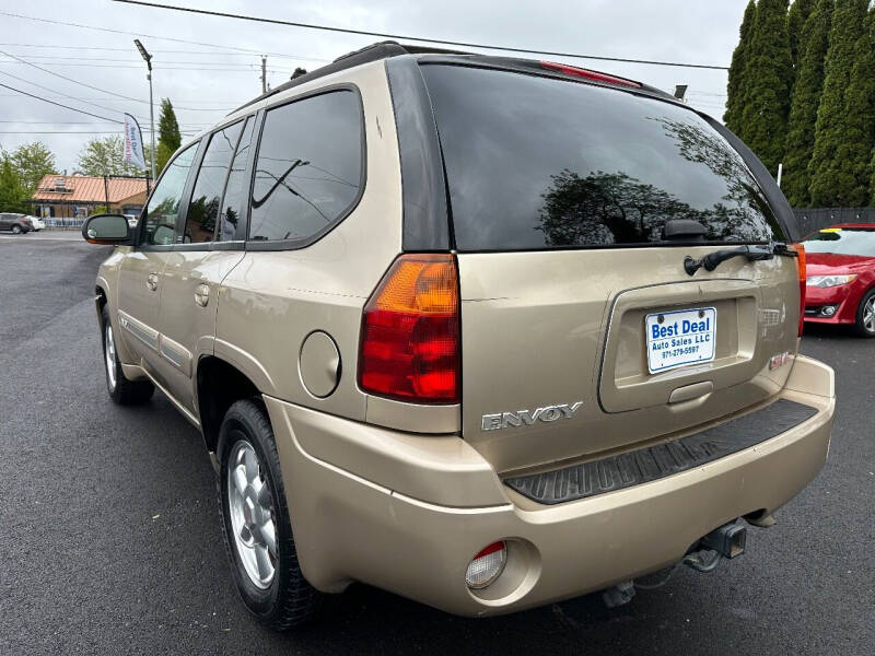 2004 GMC Envoy SLT photo 8