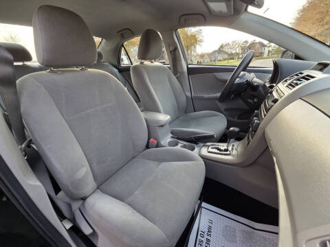 2012 Toyota Corolla LE