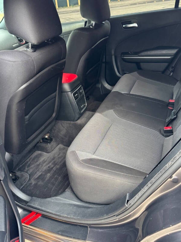 2015 Dodge Charger SXT