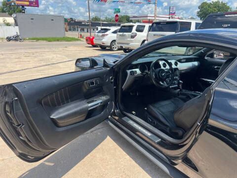 2016 Ford Mustang EcoBoost Premium