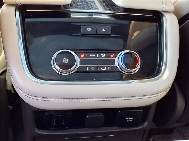 2018 Lincoln Navigator Black Label