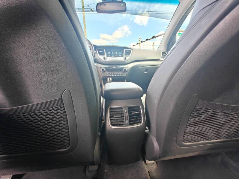 2017 Hyundai Tucson SE Plus