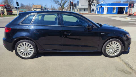 2017 Audi A3 Sportback e-tron 1.4T Premium