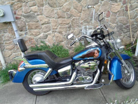 2004 Honda VT 750