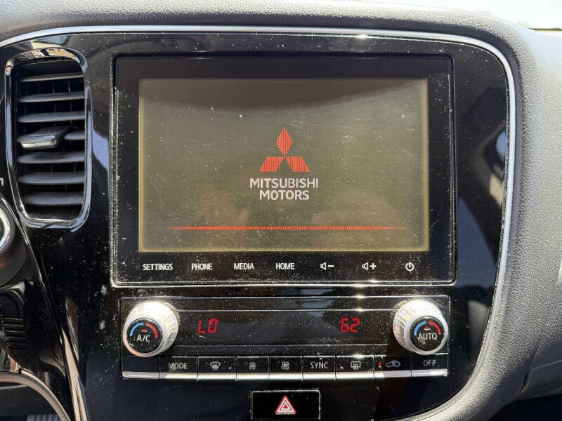 2020 Mitsubishi Outlander SEL