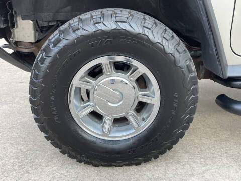 2004 HUMMER H2