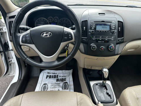 2011 Hyundai Elantra Touring SE