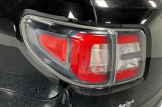 2016 GMC Acadia Denali