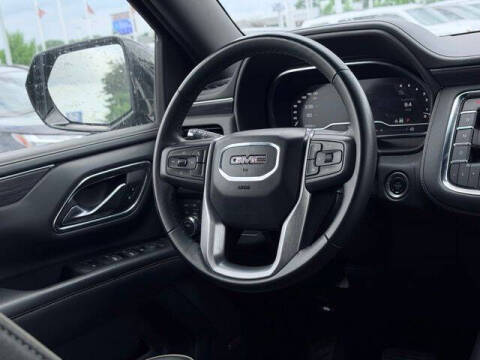 2024 GMC Yukon SLT