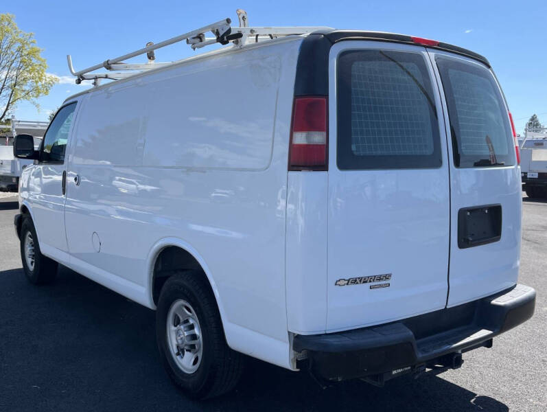 2013 Chevrolet Express 2500