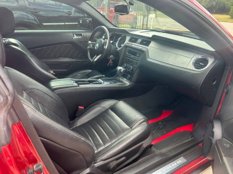 2012 Ford Mustang V6 Premium