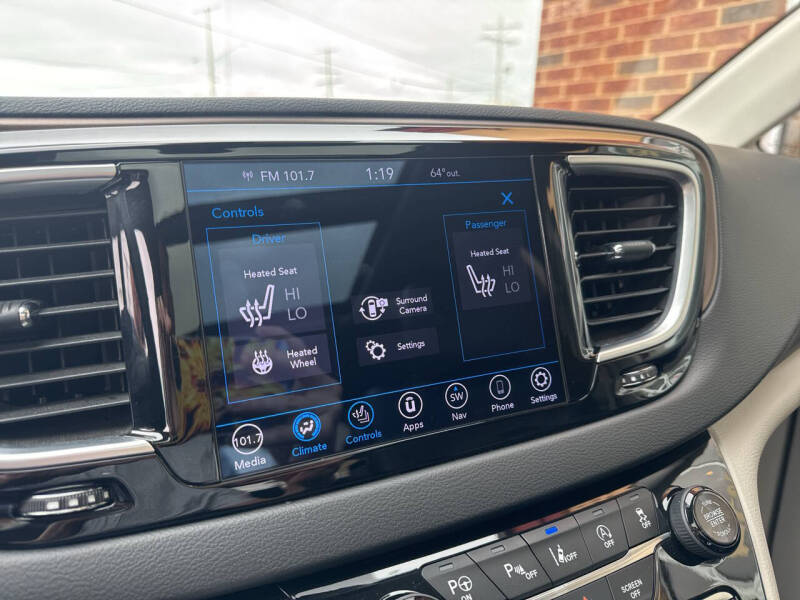 2018 Chrysler Pacifica Touring L Plus