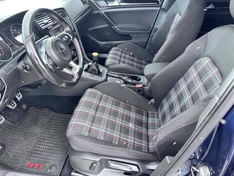 2016 Volkswagen Golf GTI