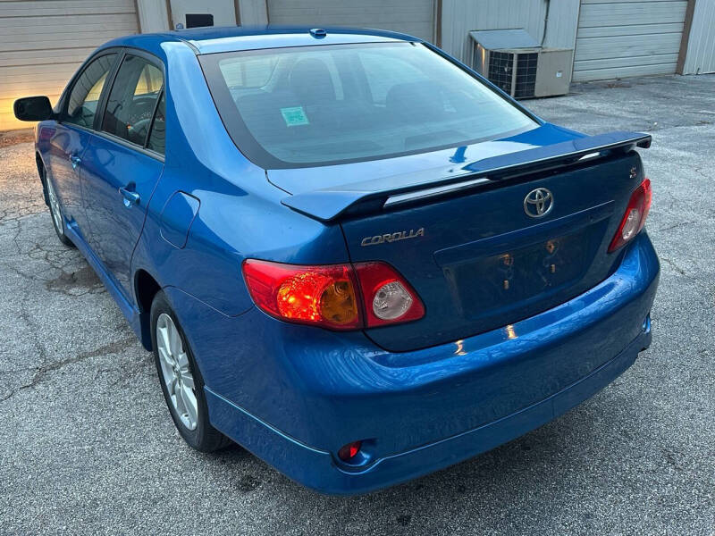 2010 Toyota Corolla S photo 12