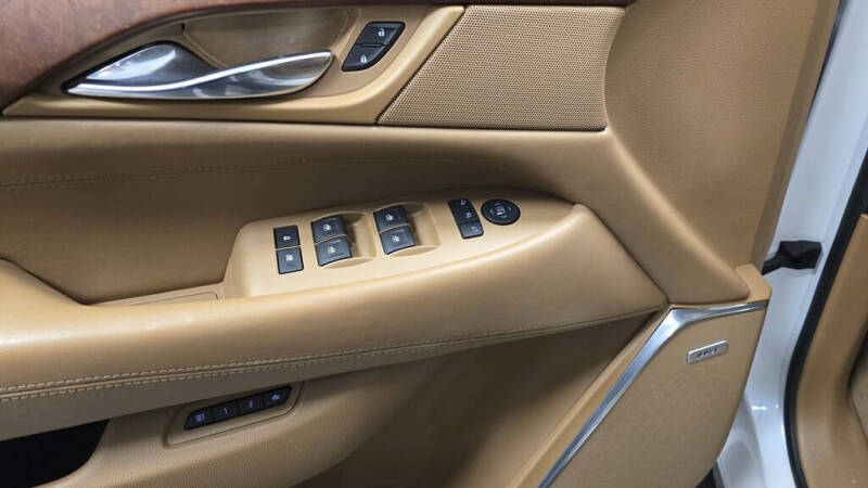 2016 Cadillac Escalade Platinum