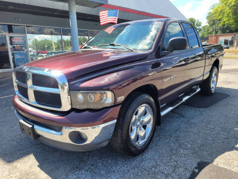 2005 Dodge Ram 1500 for sale at Carz Unlimited in Richmond VA