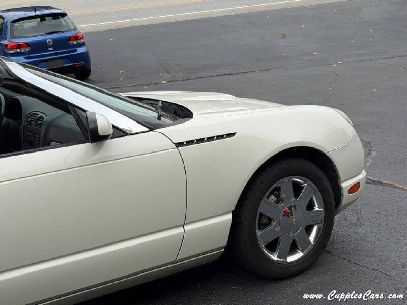 2002 Ford Thunderbird Deluxe