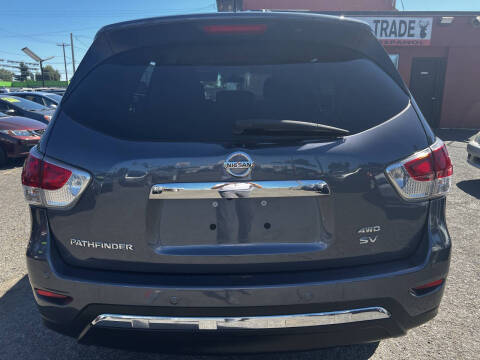 2014 Nissan Pathfinder SV