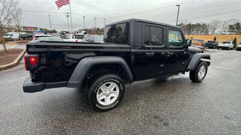 2023 Jeep Gladiator Sport S