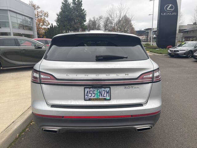 2019 Lincoln Nautilus Select
